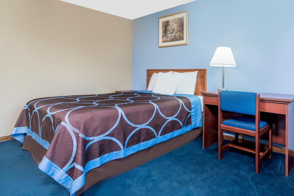 Hotel Super 8 By Wyndham Mankato Habitación foto