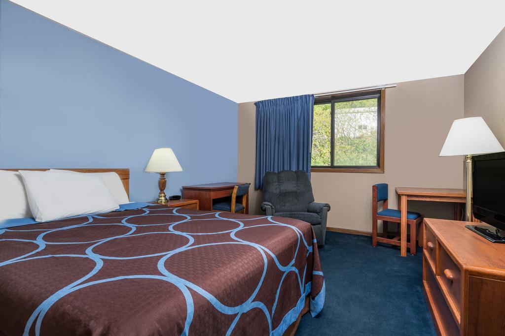 Hotel Super 8 By Wyndham Mankato Habitación foto